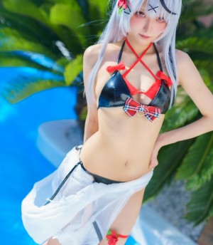 Akichi – Sakamata Chloe Bikini
